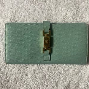 Gucci wallet